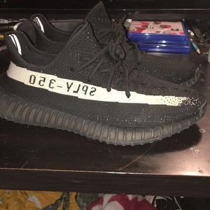 Adidas Yeezy Boost 350 V2 ‘Oreo’